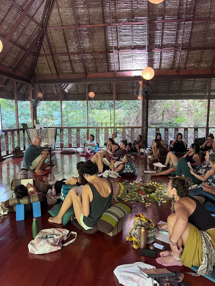 A Chinese Medicine lecture in the shala